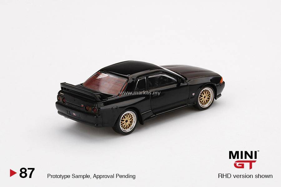MINI GT 1/64 #87 NISSAN GT-R R32 BLACK WITH BBS LM WHEEL